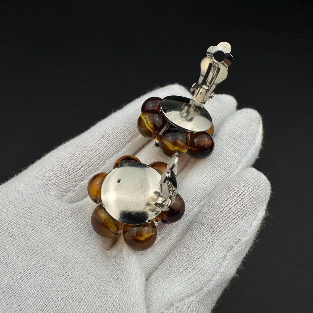 Vintage brown plastic beads clip-on earrings, Retro flower cluster earrings, 1960s statement jewelry