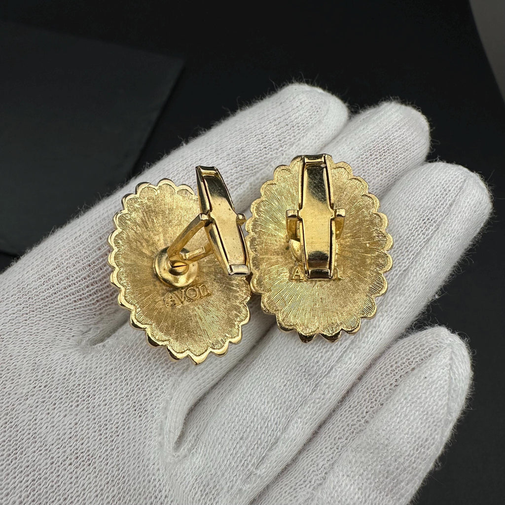 Vintage Avon gold-tone and pink cabochons cufflinks
