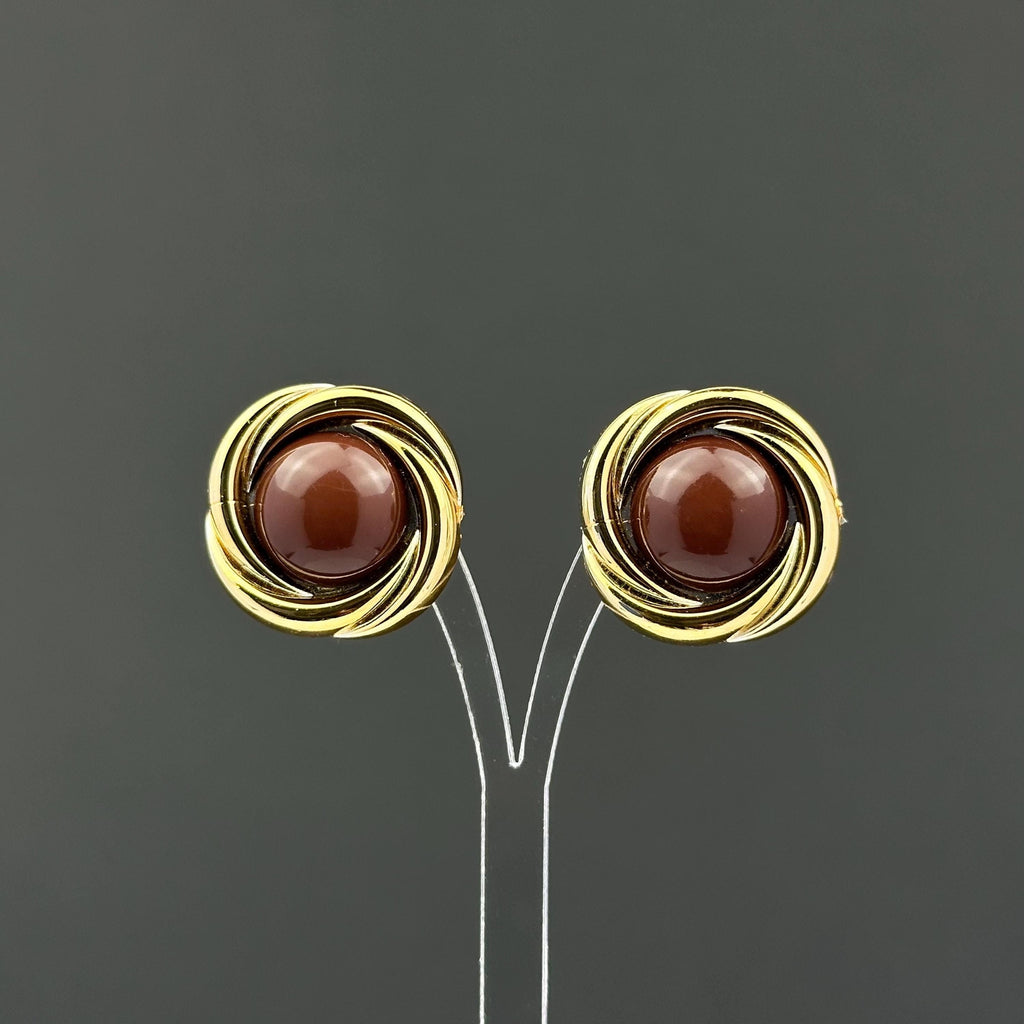 Vintage gold-tone and brown plastic clip-on earrings