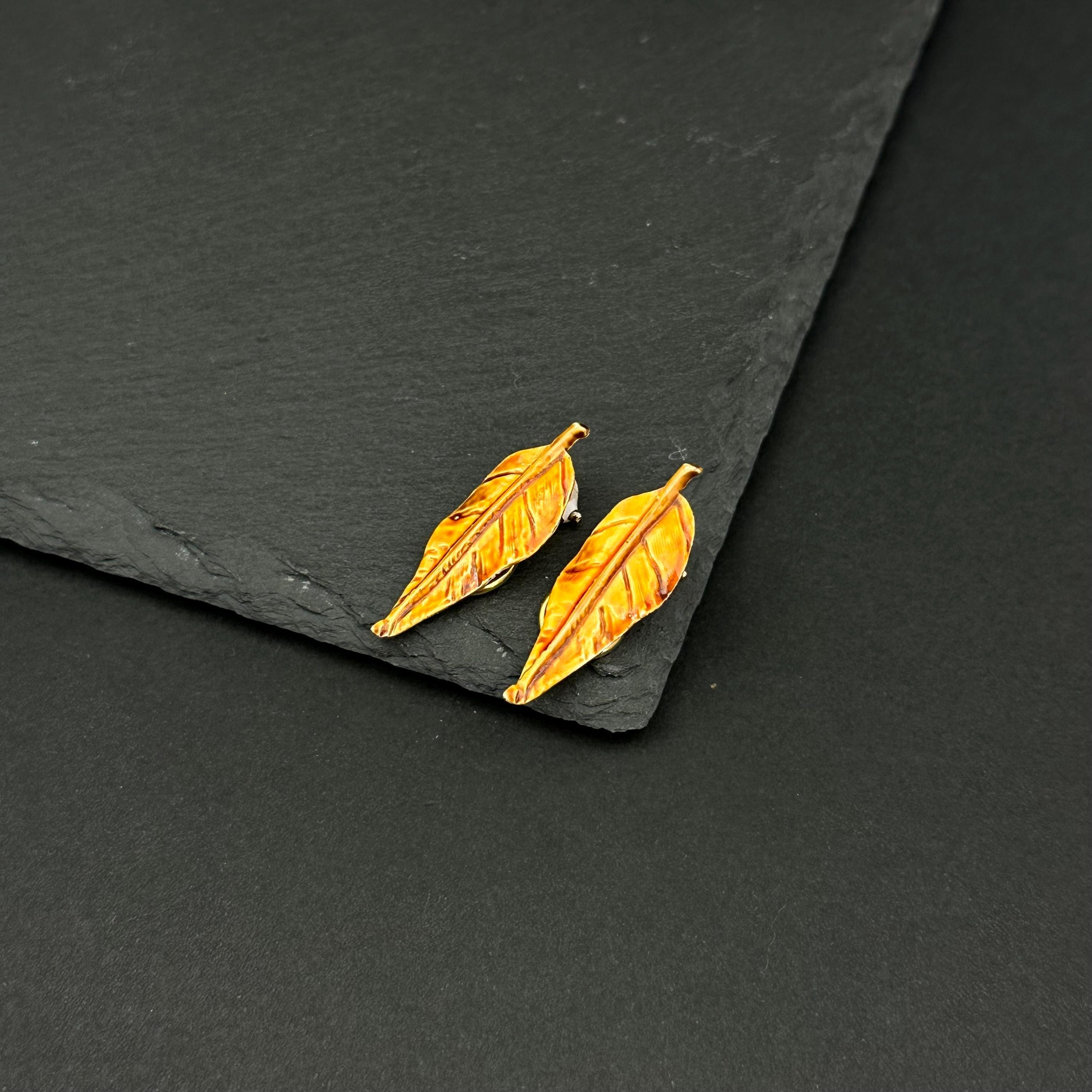 Vintage orange enamel leaf jewelry set