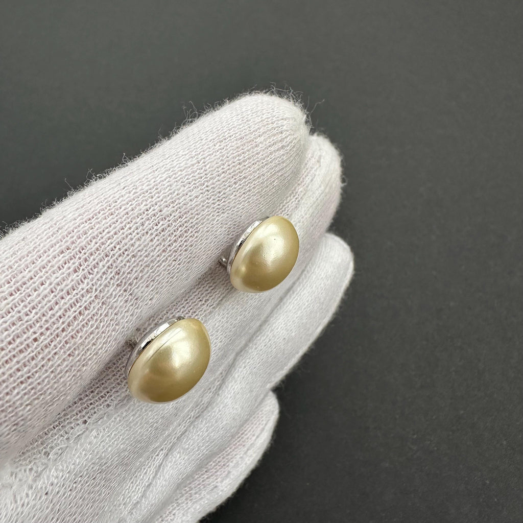 Vintage Sarah Coventry faux pearl clip-on earrings
