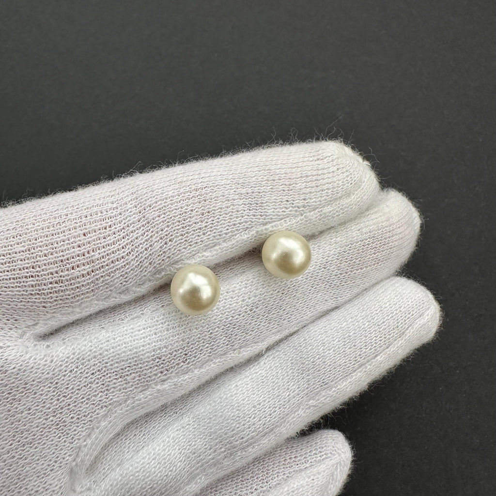 Vintage faux pearl dellicat earrings