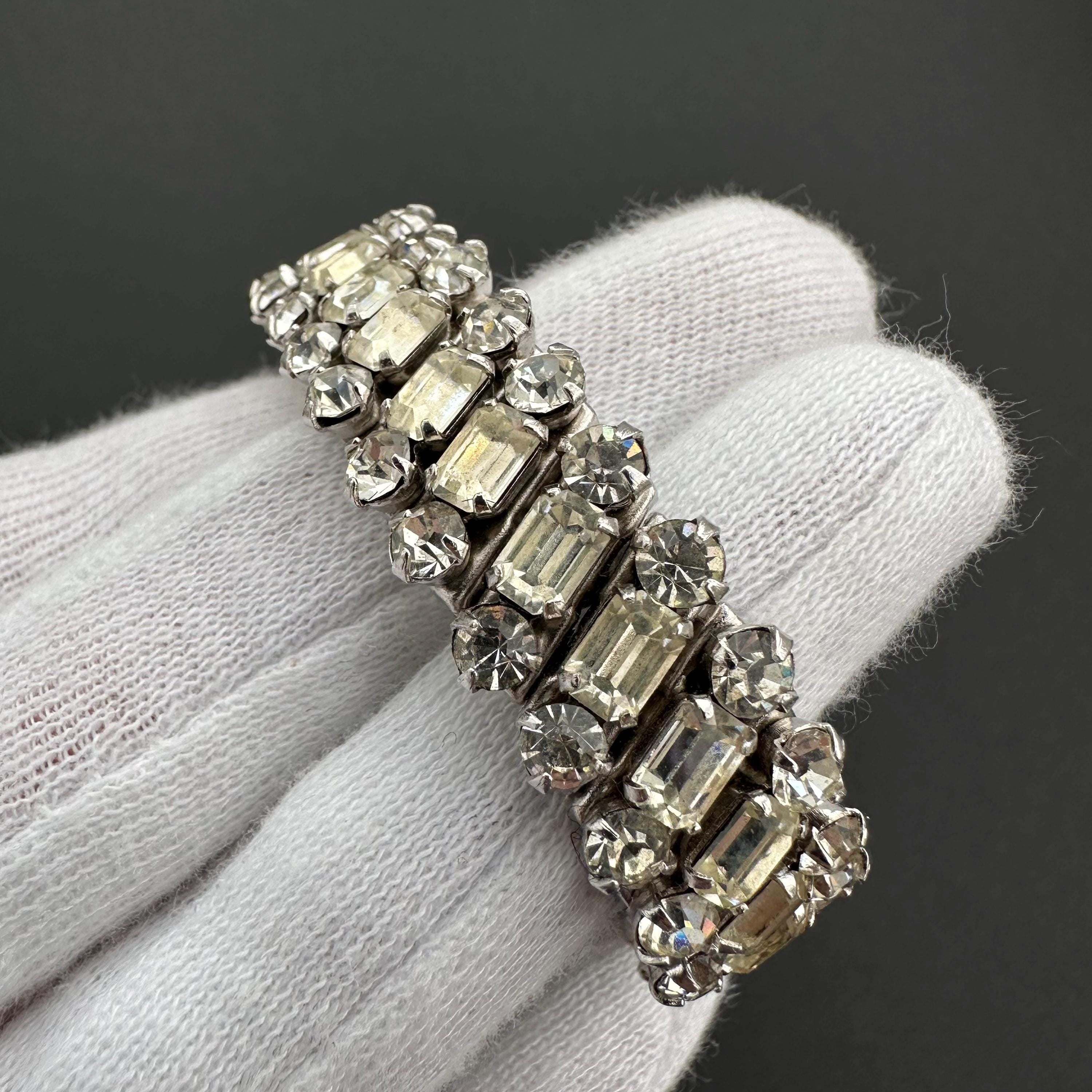 Vintage PARCO rhinestone expansion bracelet