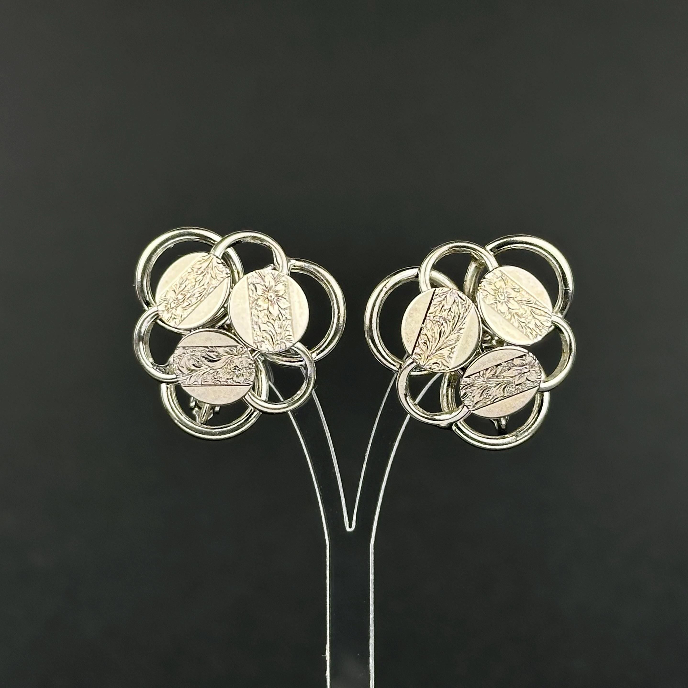 Vintage Sarah Coventry silver tone jewelry set