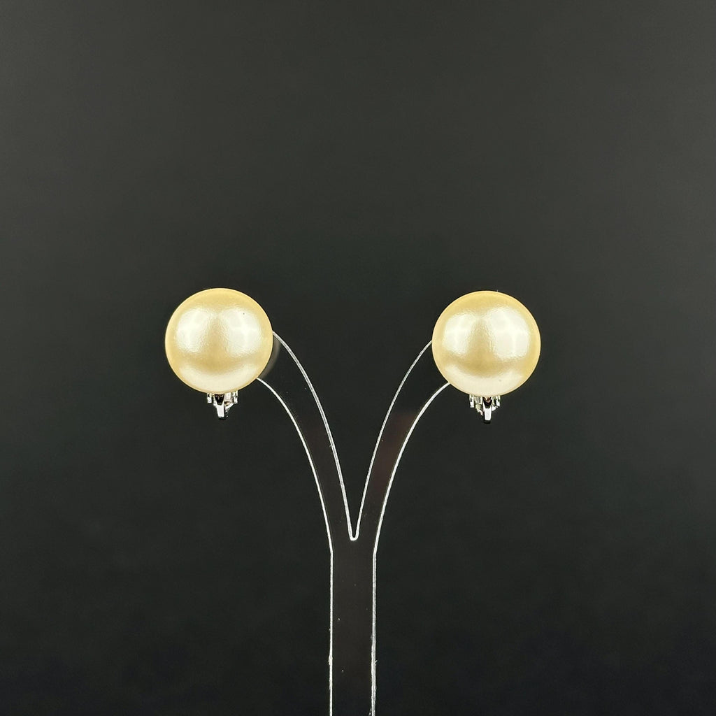 Vintage Sarah Coventry faux pearl clip-on earrings