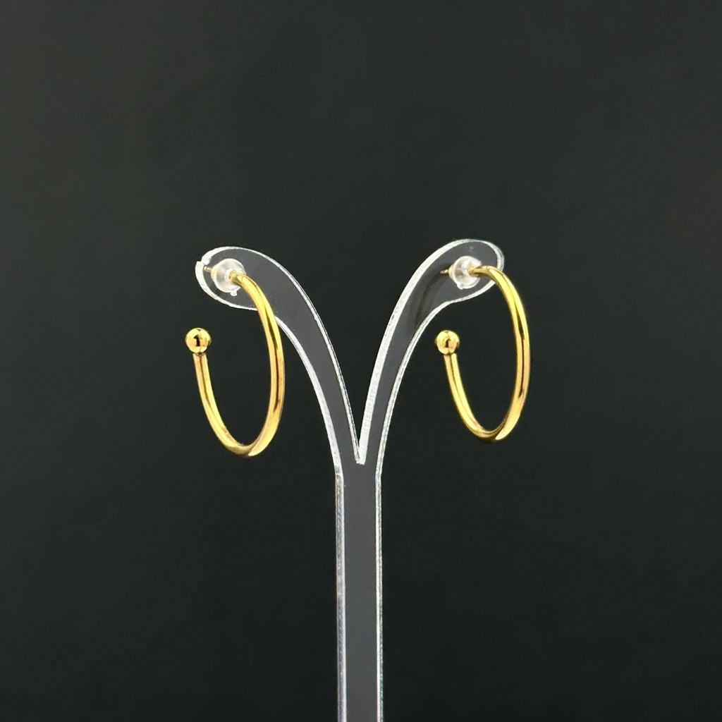Vintage gold tone minimalist hoop earrings