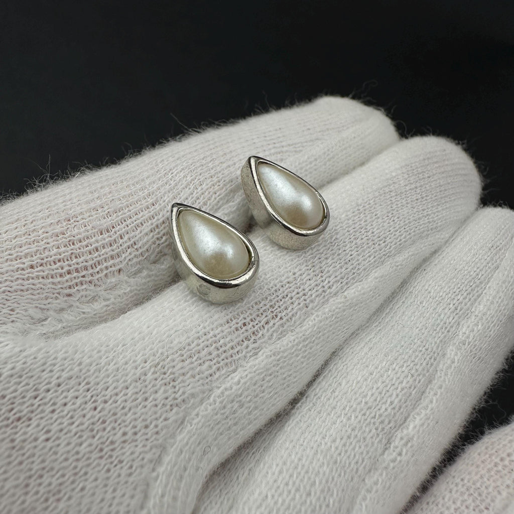 Vintage silver tone and faux pearl teardrop studs earrings
