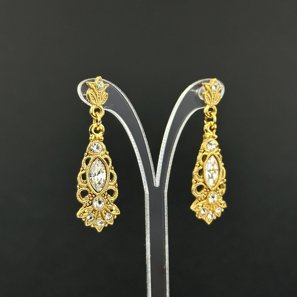 Vintage 1928 gold tone filigree rhinestone jewelry set