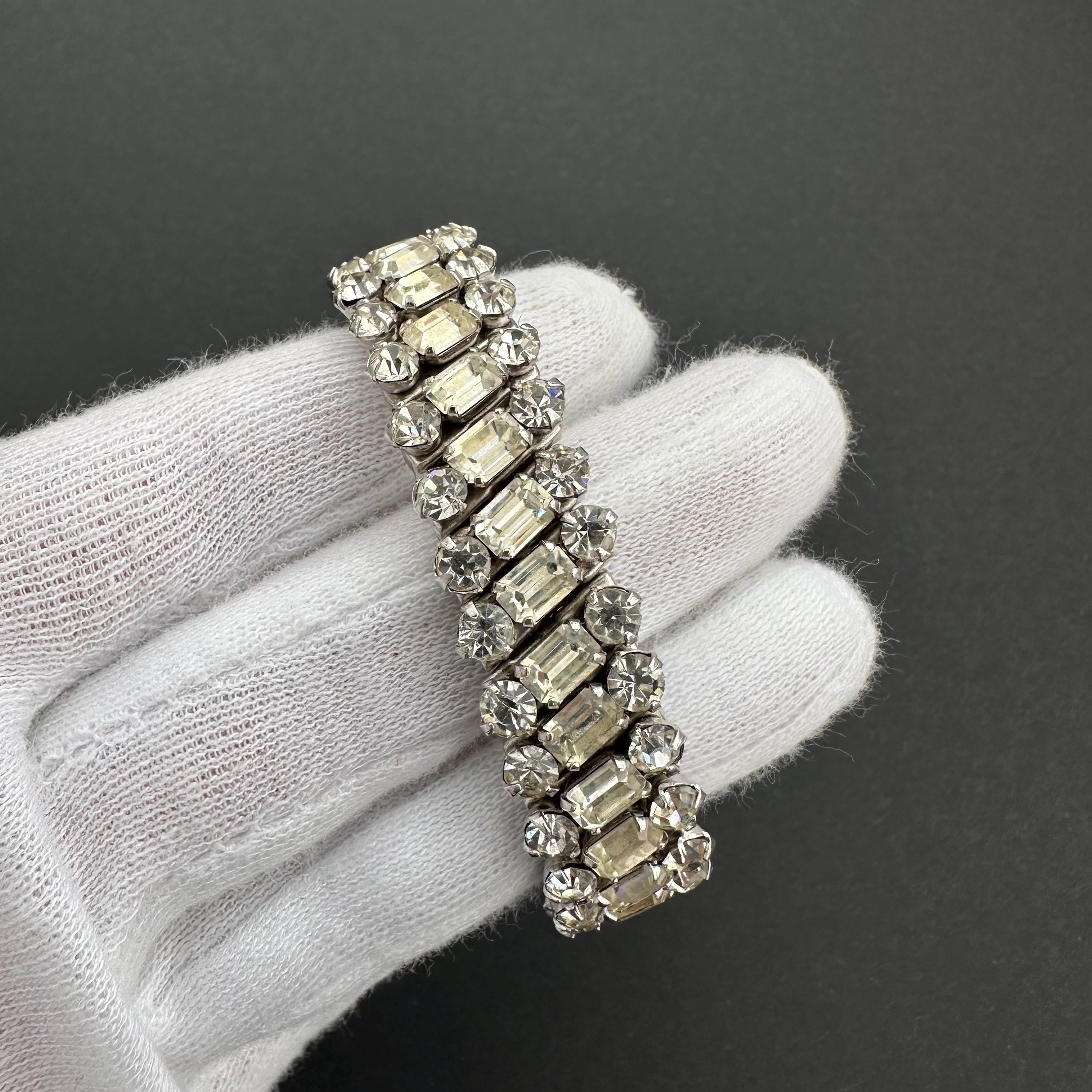 Vintage PARCO rhinestone expansion bracelet