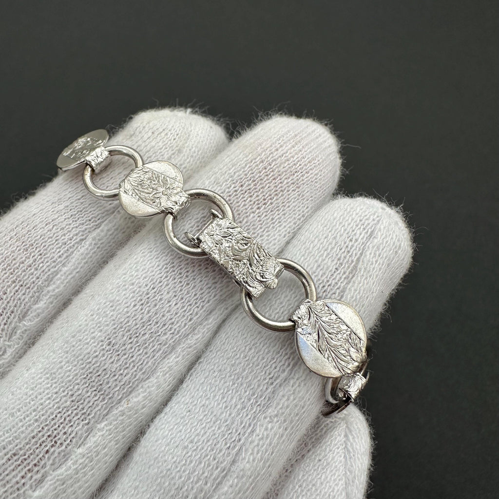 Vintage Sarah Coventry silver tone jewelry set